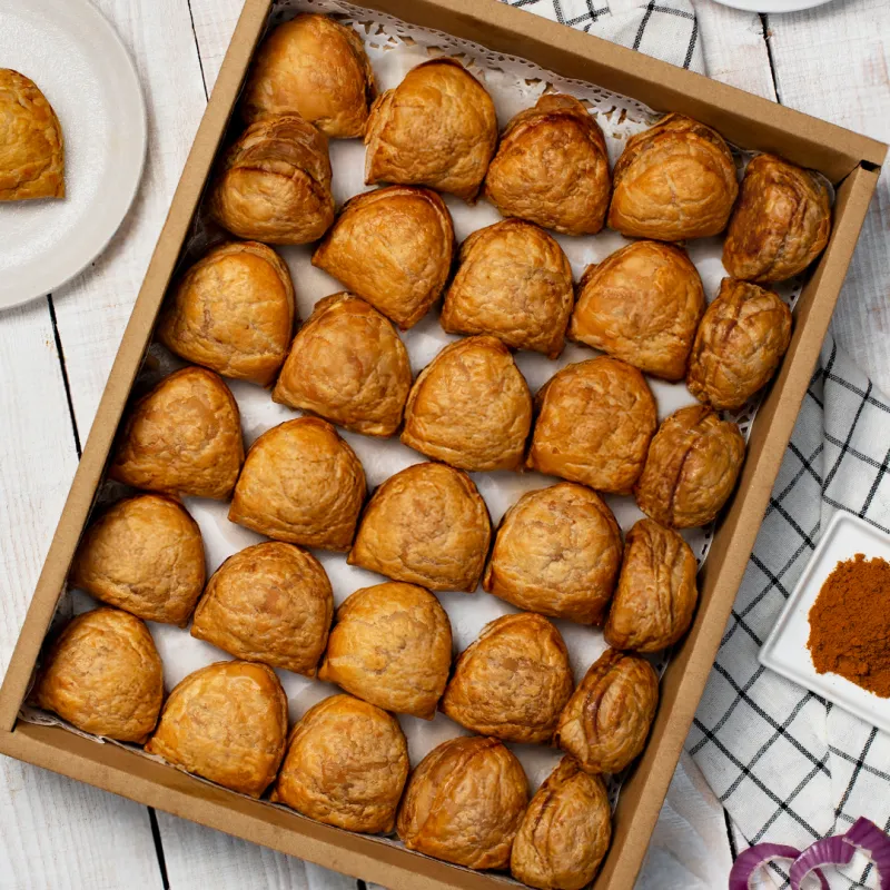 Mini Curry Puff Feast