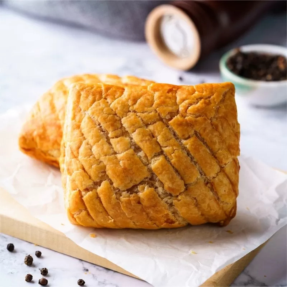 Black Pepper Chicken Puff: The Bold Explorer